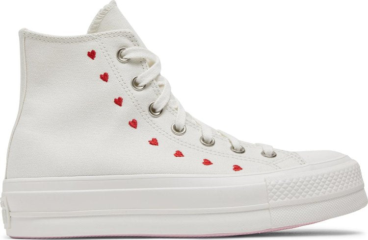 נעלי סניקרס Wmns Chuck Taylor All Star Lift Platform High 'Embroidered Hearts - White' של המותג קונברס אולסטאר בצבע לבן עשויות בַּד