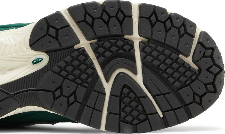 2002R 'Suede Pack - Forest Green'