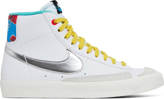 נעלי סניקרס Blazer Mid '77 GS 'White Vivid Sulfur' של המותג נייקי בצבע לבן עשויות עוֹר