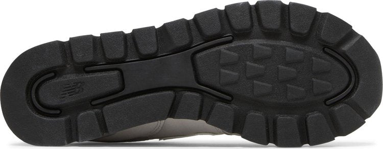 574 Rugged 'Rain Cloud'