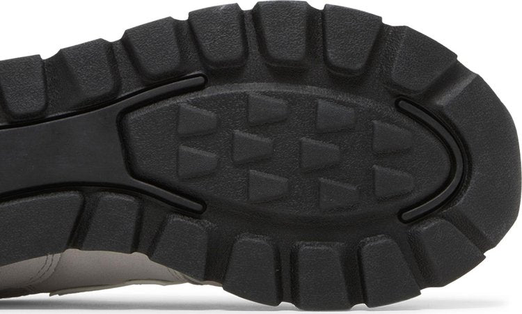 574 Rugged 'Rain Cloud'
