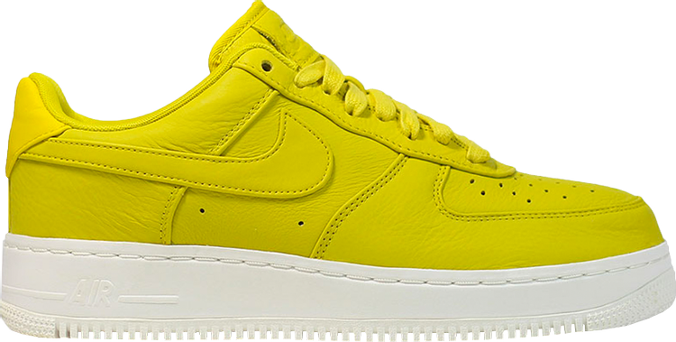 נעלי סניקרס NikeLab Air Force 1 Low 'Citron' של המותג נייקי בצבע צהוב עשויות 