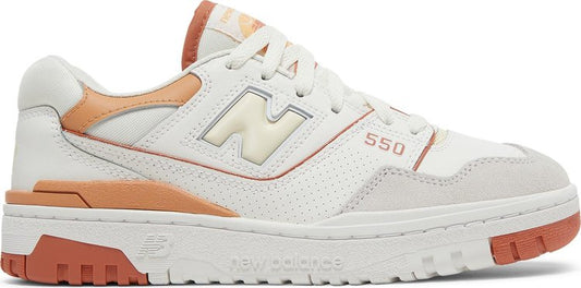 נעלי סניקרס Wmns 550 'Au Lait' של המותג ניו באלאנס בצבע לבן עשויות עוֹר