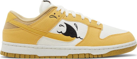 נעלי סניקרס Dunk Low 'Sun Club' של המותג נייקי בצבע לבן עשויות בַּד