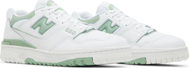 550 'White Mint Green'