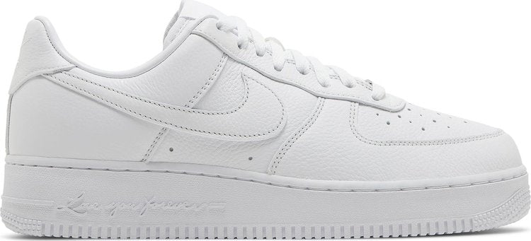 נעלי סניקרס NOCTA x Air Force 1 Low 'Certified Lover Boy' של המותג נייקי בצבע לבן עשויות עוֹר