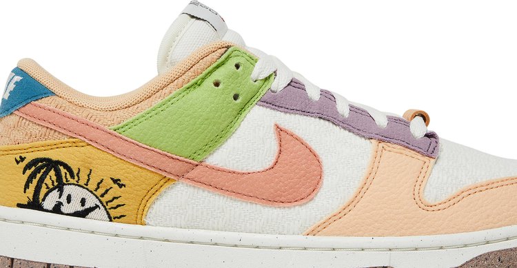 Wmns Dunk Low SE 'Sun Club'