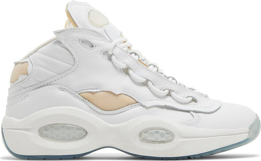 נעלי סניקרס Maison Margiela x Question Mid 'Memory Of - White' של המותג ריבוק בצבע לבן עשויות עוֹר