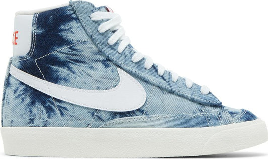 נעלי סניקרס Wmns Blazer Mid '77 'Washed Denim' של המותג נייקי בצבע כְּחוֹל עשויות כותנה