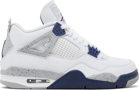 נעלי סניקרס Air Jordan 4 Retro 'Midnight Navy' של המותג נייקי בצבע לבן עשויות עוֹר