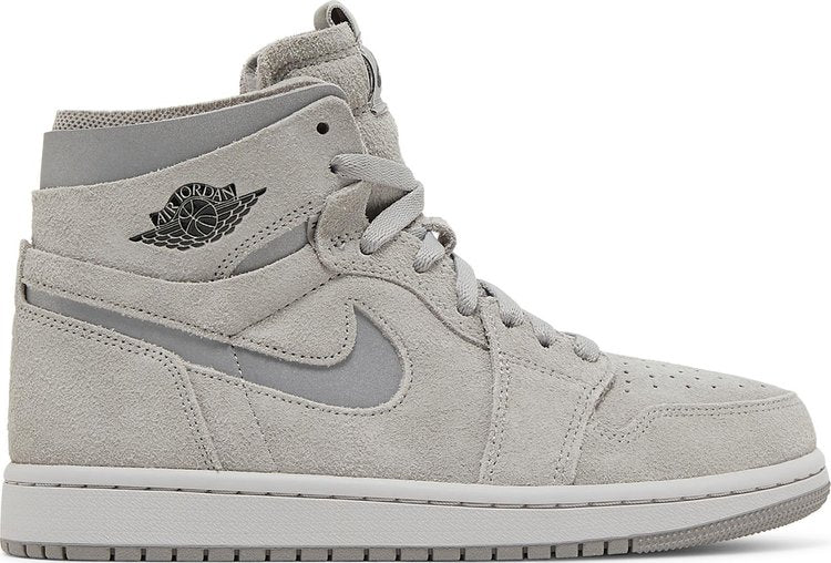 נעלי סניקרס Wmns Air Jordan 1 High Zoom Comfort 'Medium Grey' של המותג נייקי בצבע אפור עשויות עור (זמש)