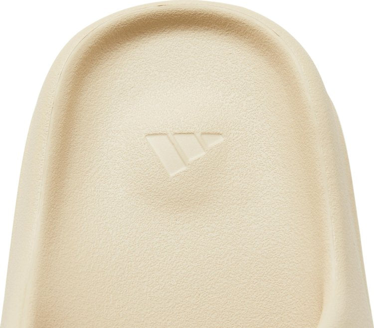 Yeezy Slides 'Bone' 2022