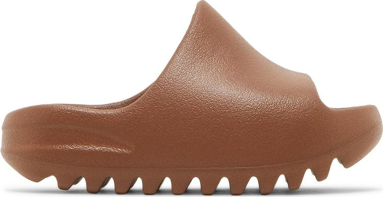 נעלי סניקרס Yeezy Slides Kids 'Flax' של המותג אדידס בצבע שָׁזוּף עשויות קצף מסוג EVA (פולימר)