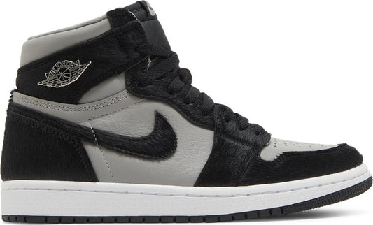 נעלי סניקרס Wmns Air Jordan 1 Retro High OG 'Twist 2.0' של המותג נייקי בצבע שָׁחוֹר עשויות פרווה מלאכותית