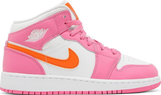 נעלי סניקרס Air Jordan 1 Mid GS 'Pinksicle Orange' של המותג נייקי בצבע וָרוֹד עשויות עוֹר