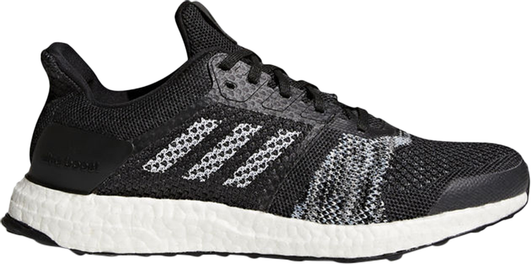 נעלי סניקרס UltraBoost ST 'Core Black' של המותג אדידס בצבע שָׁחוֹר עשויות ניילון פוליאסטר Primeknit