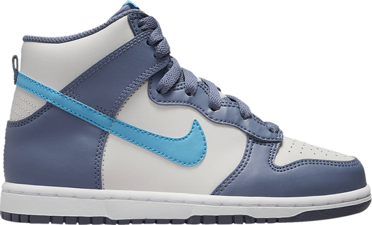 נעלי סניקרס Dunk High PS 'Light Bone Diffused Blue' של המותג נייקי בצבע אפור עשויות עוֹר