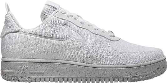 נעלי סניקרס Air Force 1 Crater Flyknit Next Nature 'Triple White' של המותג נייקי בצבע לבן עשויות בד FlyKnit