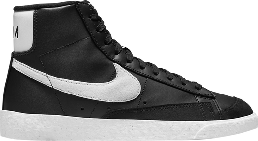 נעלי סניקרס Wmns Blazer Mid '77 Next Nature 'Black White' של המותג נייקי בצבע שָׁחוֹר עשויות עוֹר