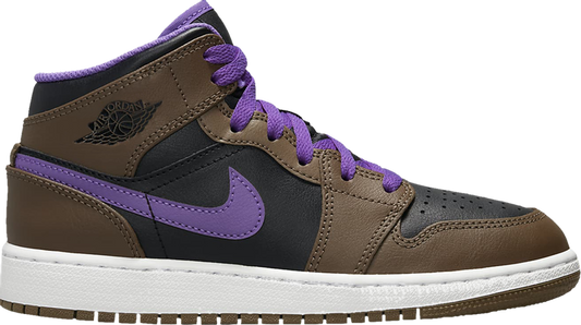 נעלי סניקרס Air Jordan 1 Mid GS 'Palomino' של המותג נייקי בצבע חום עשויות עוֹר