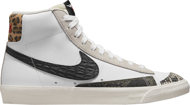 נעלי סניקרס Blazer Mid 'Tunnel Walk' של המותג נייקי בצבע לבן עשויות עוֹר
