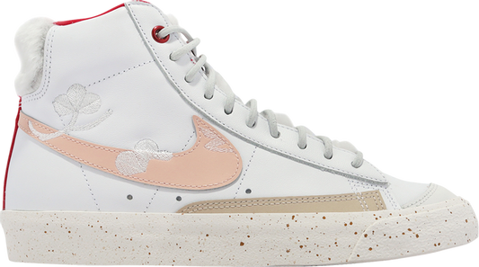 נעלי סניקרס Wmns Blazer Mid Premium 'Leap High' של המותג נייקי בצבע לבן עשויות עוֹר