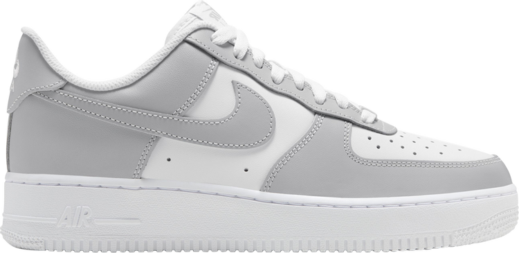 נעלי סניקרס Air Force 1 '07 'Wolf Grey White' של המותג נייקי בצבע לבן עשויות עוֹר